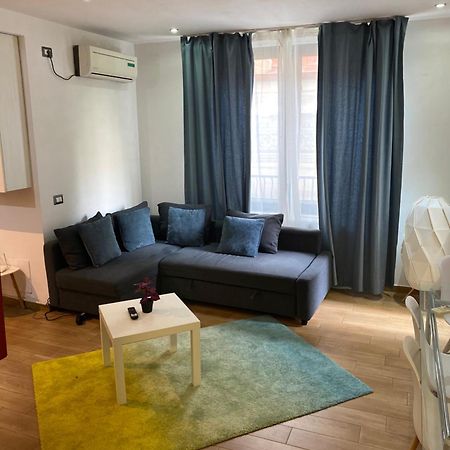 Royal Suite Unirii-2 Bdr Apartment Bucarest Extérieur photo