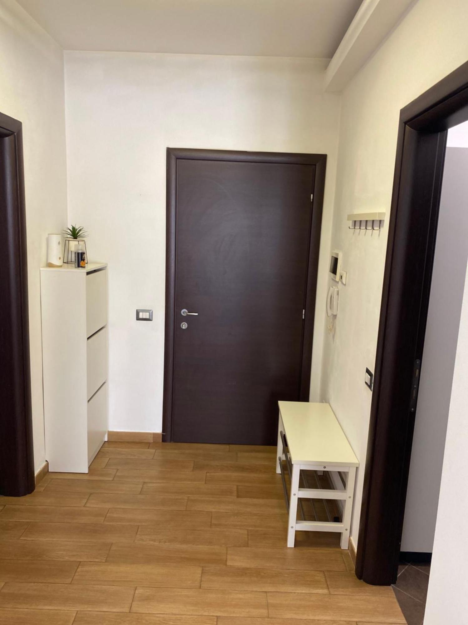 Royal Suite Unirii-2 Bdr Apartment Bucarest Extérieur photo