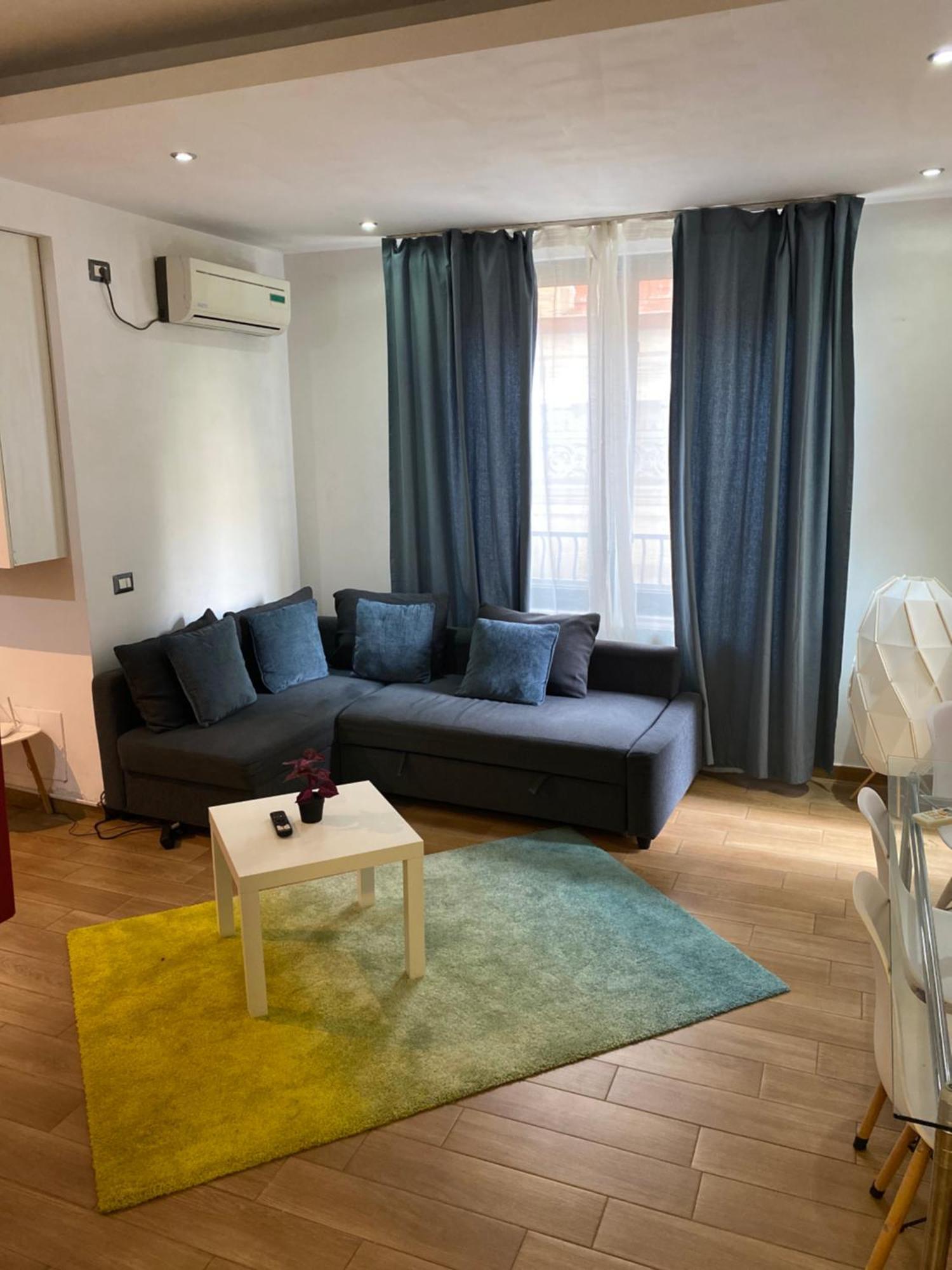Royal Suite Unirii-2 Bdr Apartment Bucarest Extérieur photo