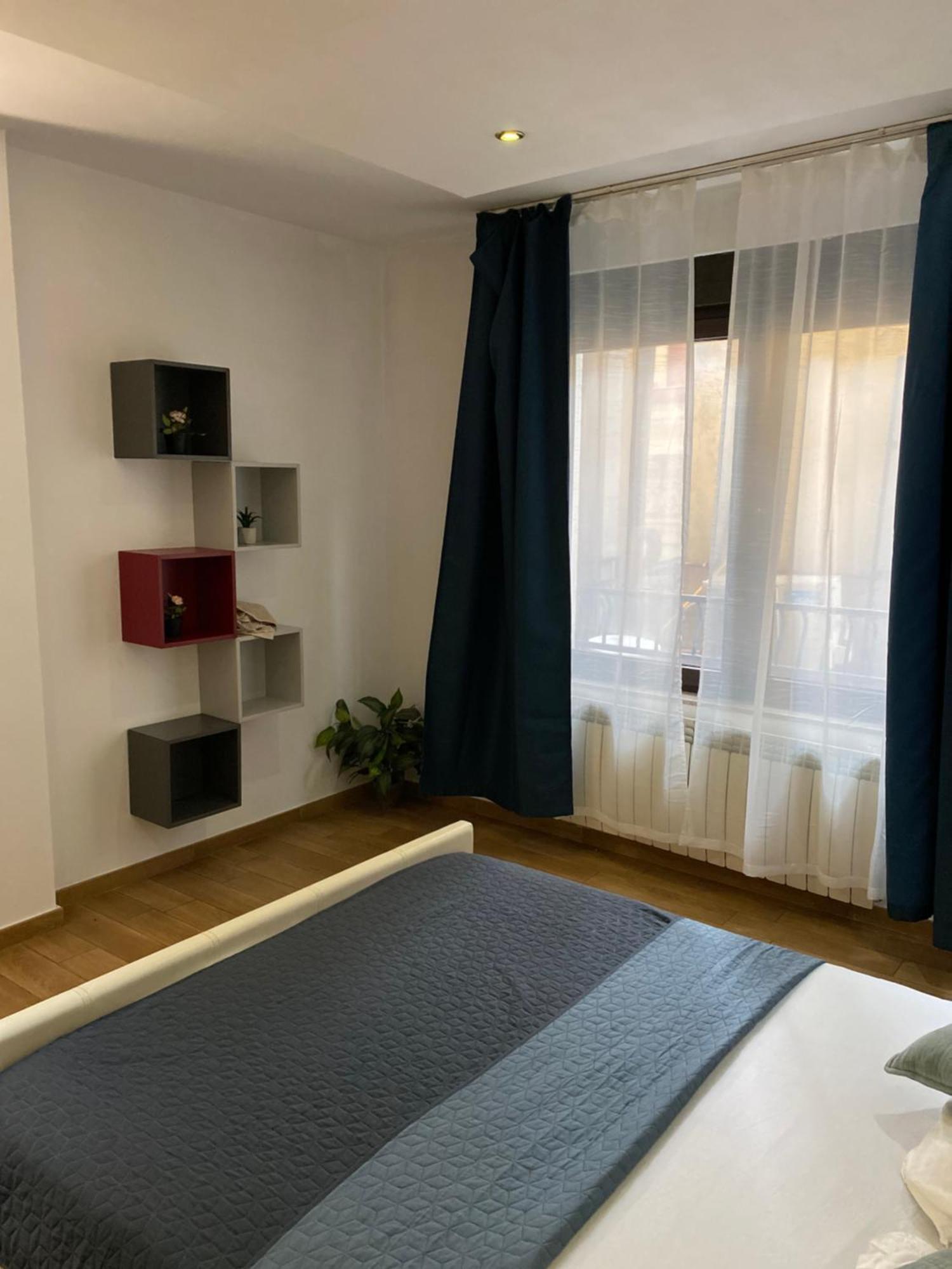 Royal Suite Unirii-2 Bdr Apartment Bucarest Extérieur photo